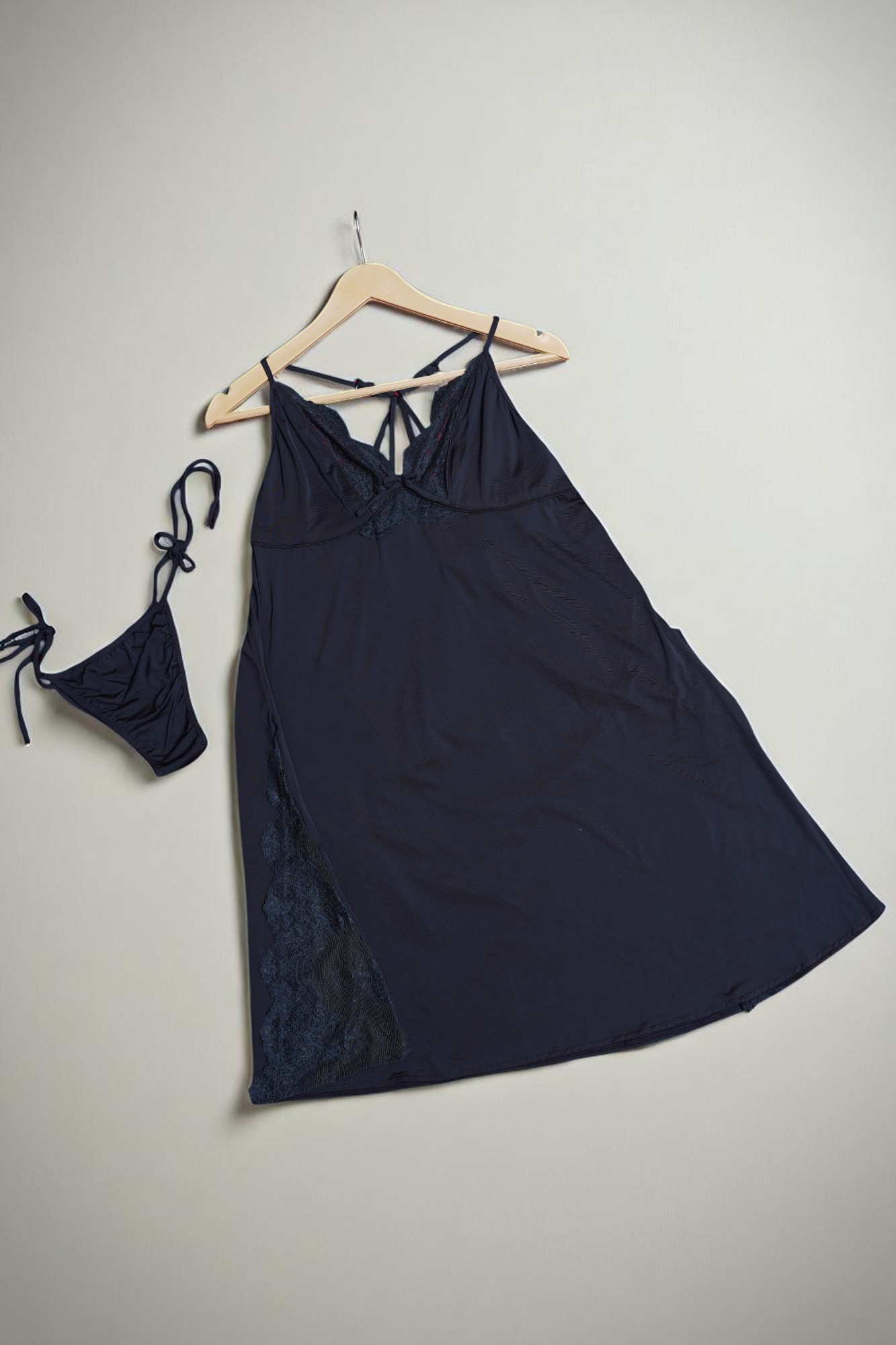 Elegant Black Lace-Trimmed Babydoll & Thong Lingerie Set - Image 4