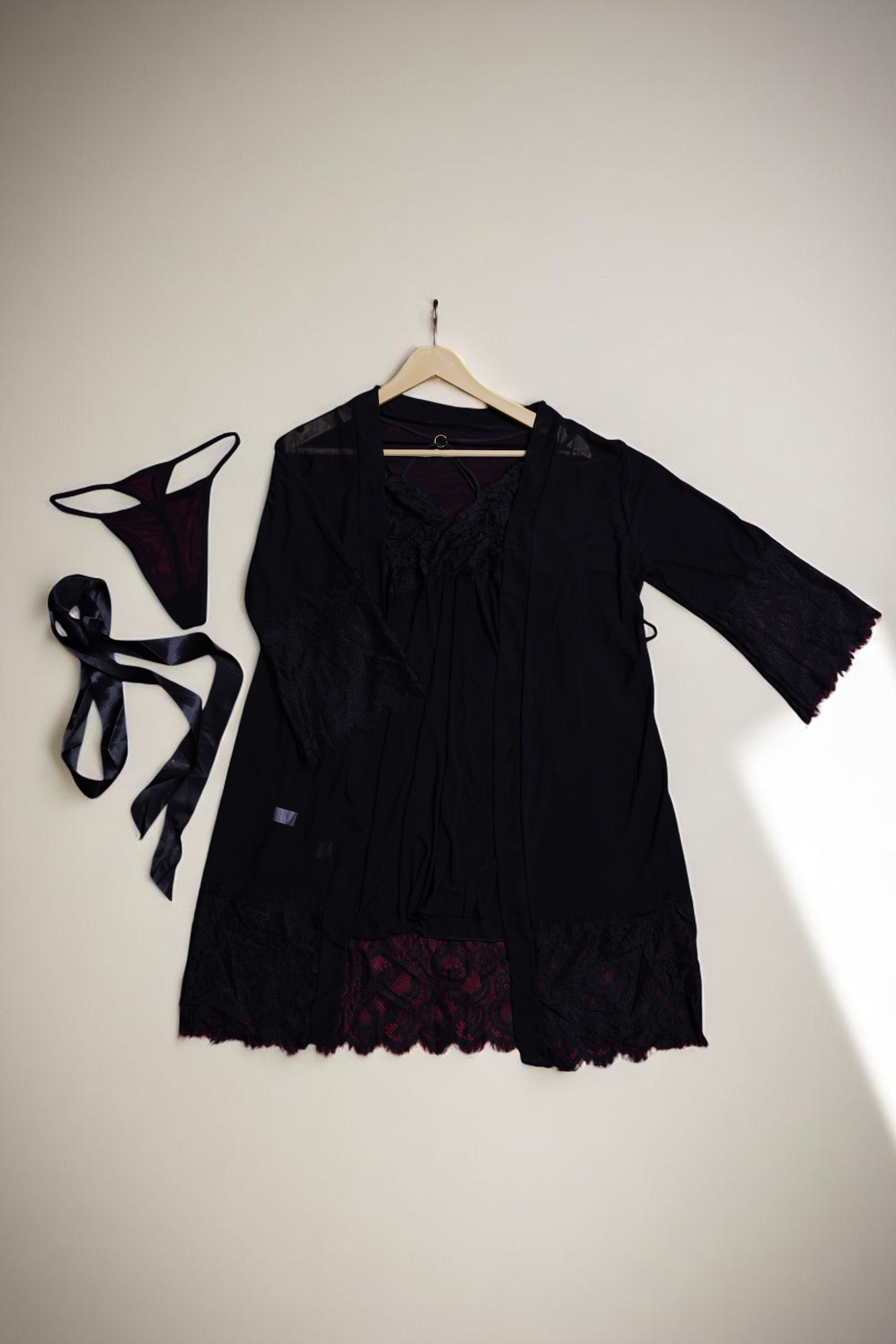 Luxurious Black 4-Piece Lace Lingerie & Robe Set