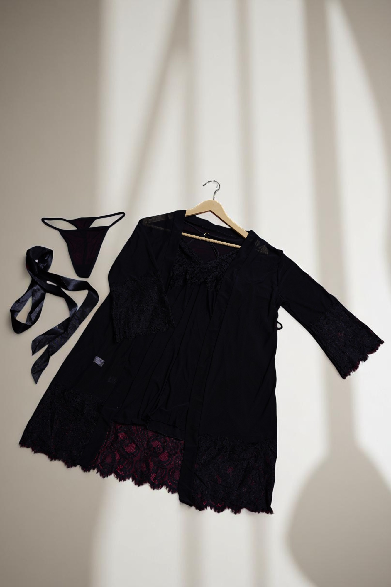 Luxurious Black 4-Piece Lace Lingerie & Robe Set - Image 5